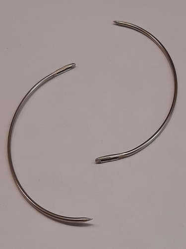 Needle curved - Ø 4,2 cm - pack of 12