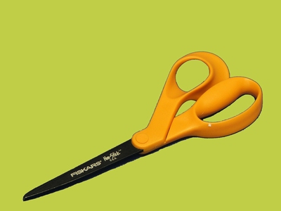 Scissors non-stick